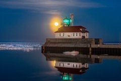 Duluth Entry Lighthouse Winter